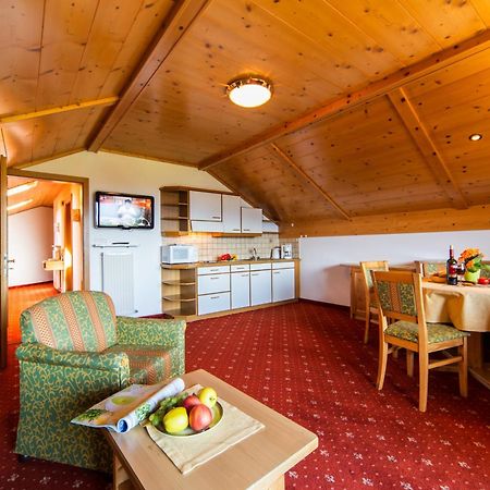 Residence Krone Schenna Room photo