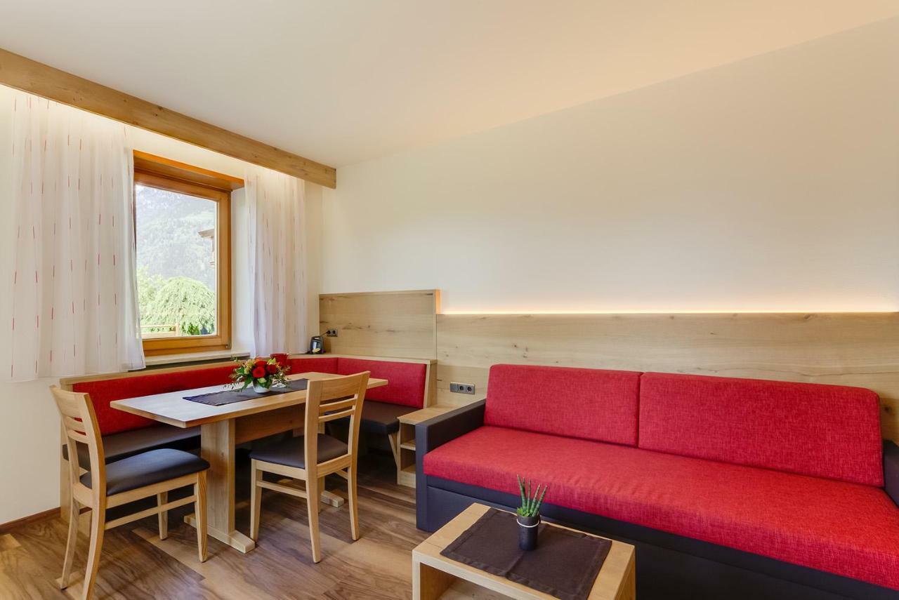 Residence Krone Schenna Exterior photo